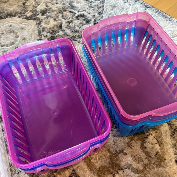 Plastic Organizing Bins - Picture 4 of 7